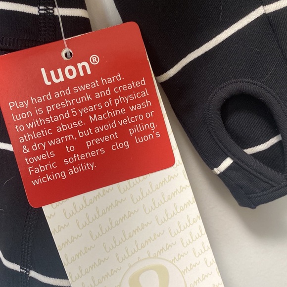 Lululemon Black Sailor Stripe Stride Hooded Jacket - Picture 9 of 10